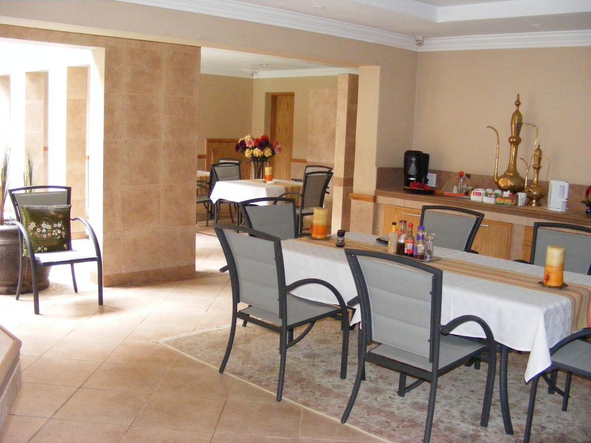 Bubez Guesthouse Барбертън Екстериор снимка