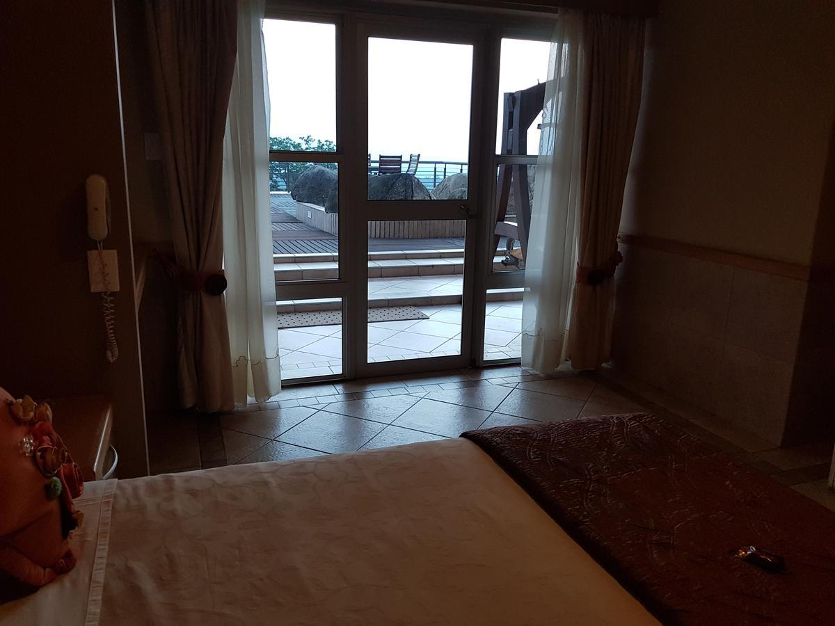 Bubez Guesthouse Барбертън Екстериор снимка